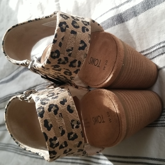 TOMS - Picture 9 of 9